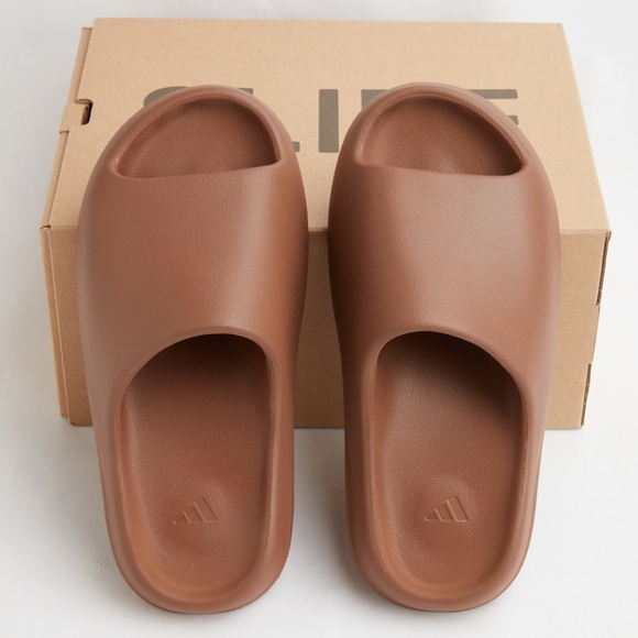 adidas gazelle silver green womens Adidas Yeezy Slide 'Flax'
